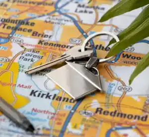 key seo image with a key and map with words